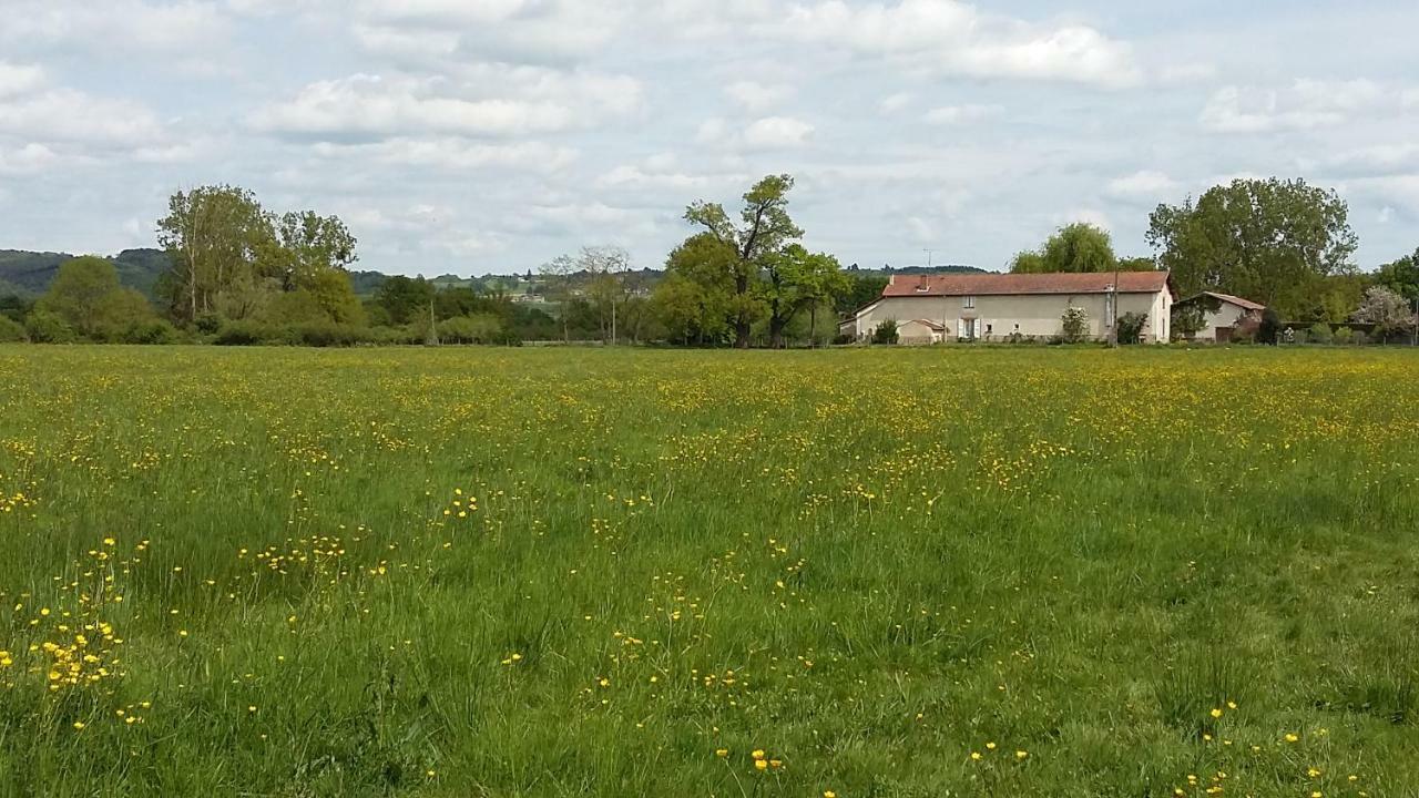 Appartamento La Ferme Du Nizon Valeille Esterno foto