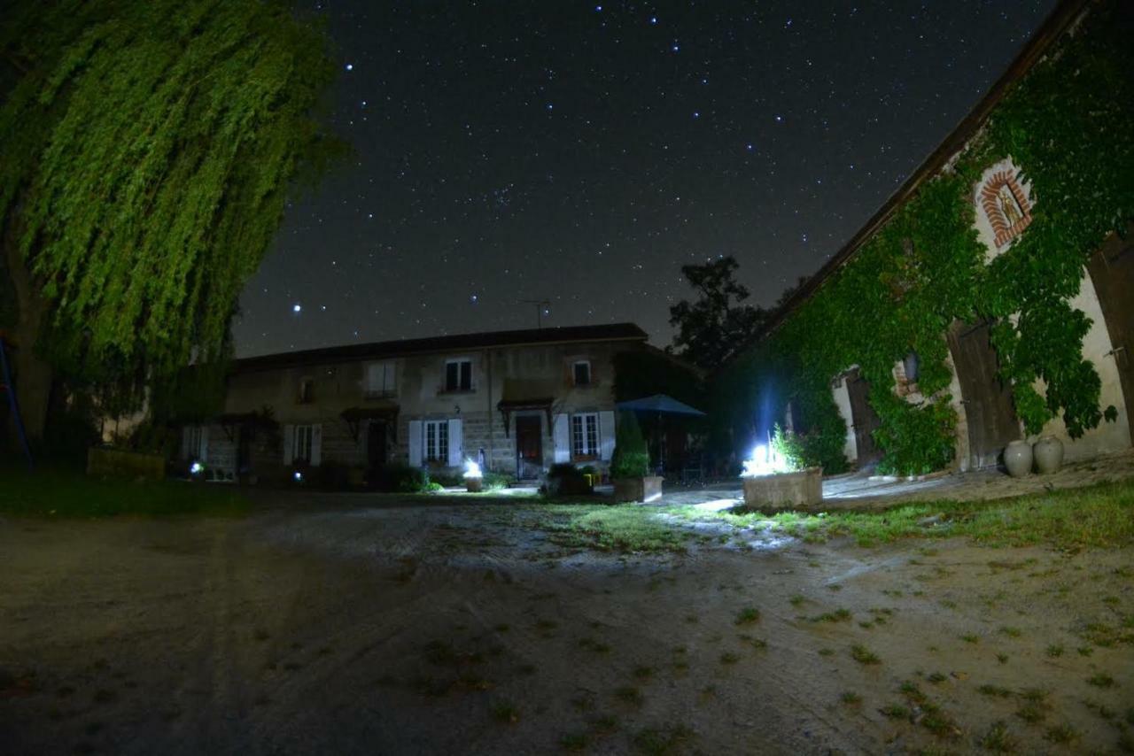 Appartamento La Ferme Du Nizon Valeille Esterno foto